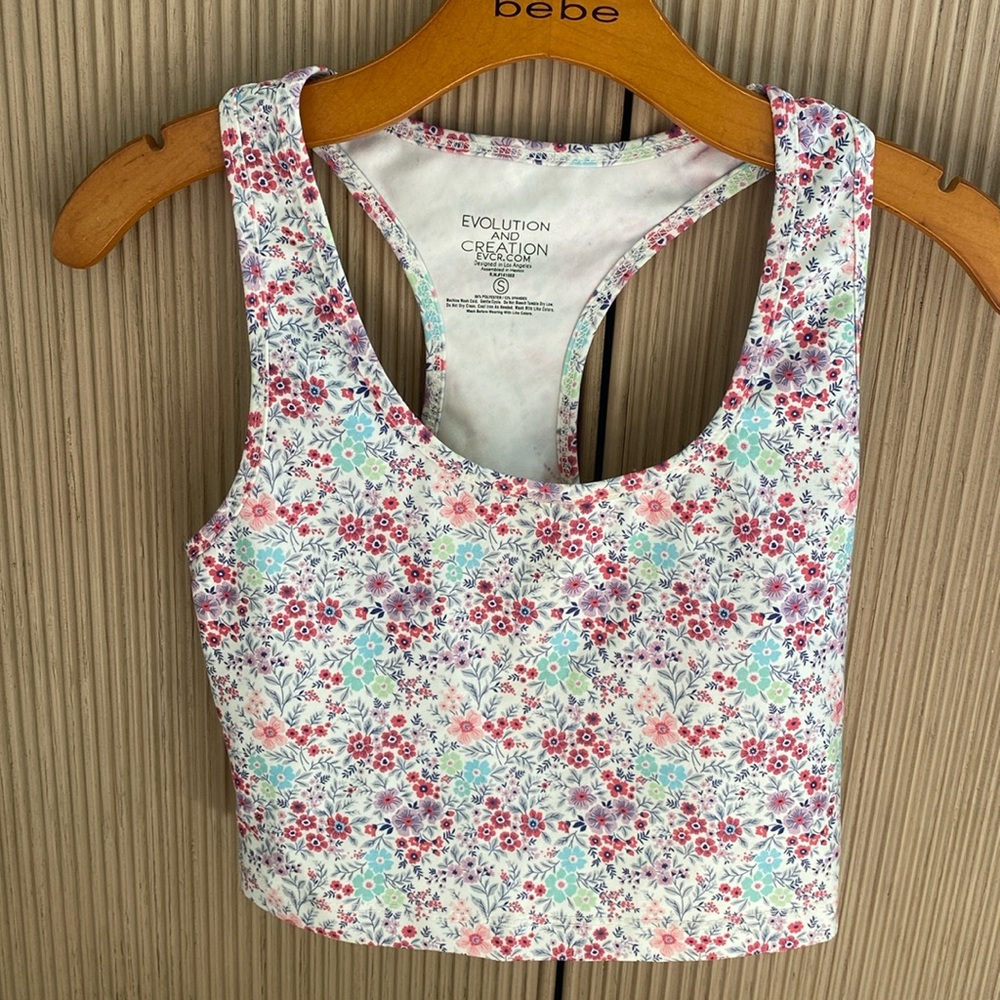 Evolution and Creation floral camisole top size Small